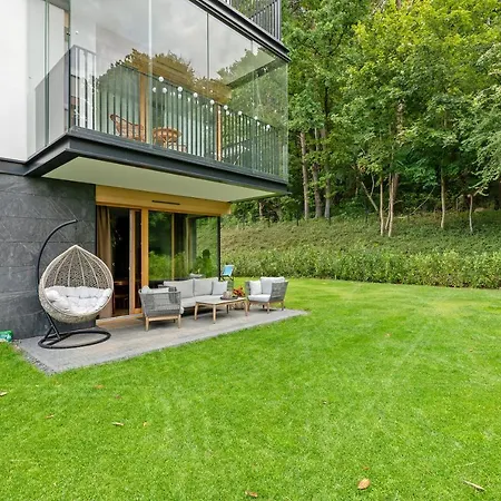公寓 Lion Apartments - Bali 格丁尼亚
