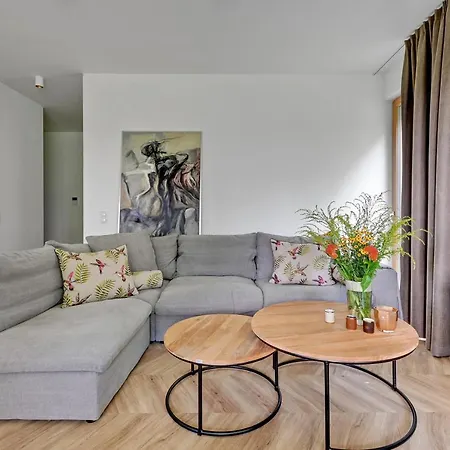 公寓 Lion Apartments - Bali *